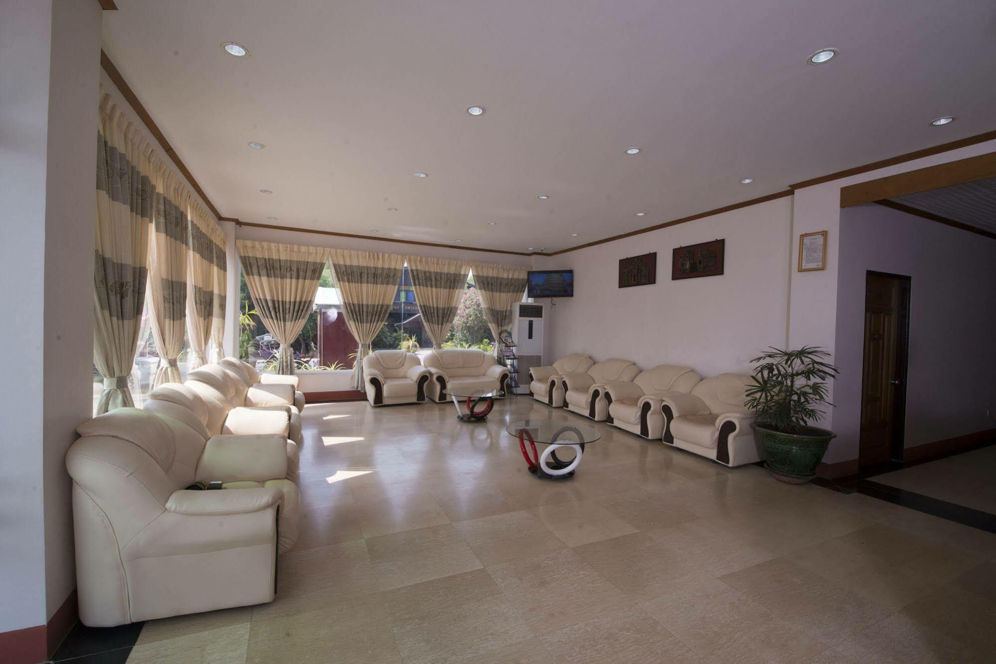 Shwe Poe Eain Hotel New Bagan Luaran gambar